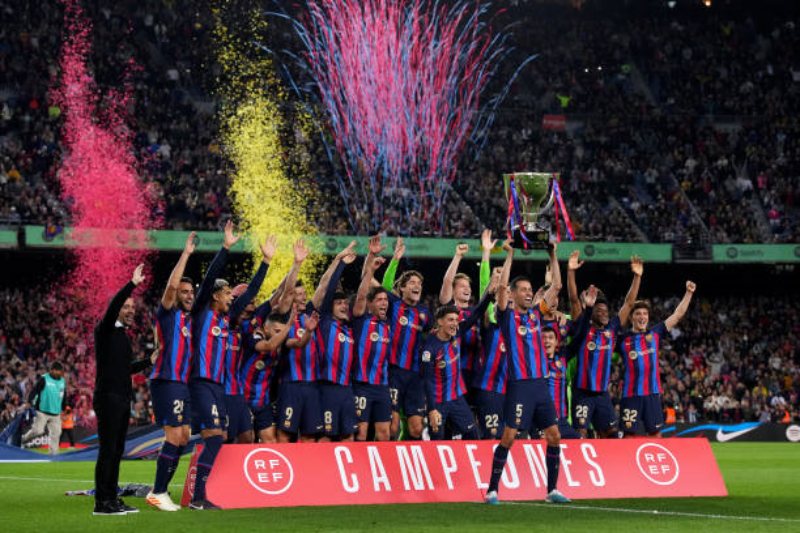 Barcelona là nhà vua của La Liga 2022/23