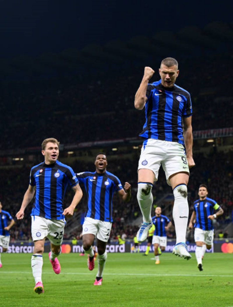Dzeko hứa hẹn sẽ là ngôi nổ đáng sợ đưa Inter vào chung kết Cúp C1