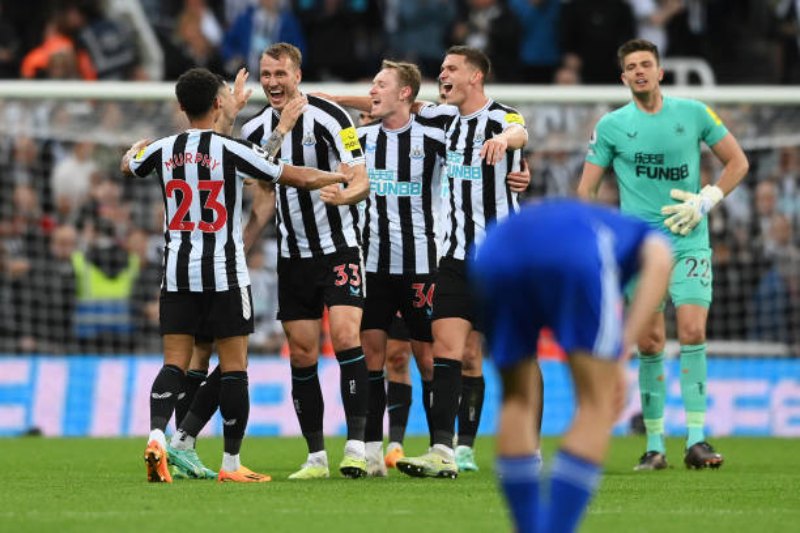 Newcastle United trở lại Champions League lần đầu tiên kể từ mùa 2002/03