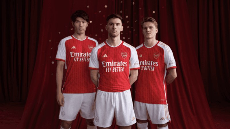 Tomiyasu, Ødegaard và Tierney cool ngầu trong trang phục thi đấu sân nhà Arsenal mùa giải 2023/24