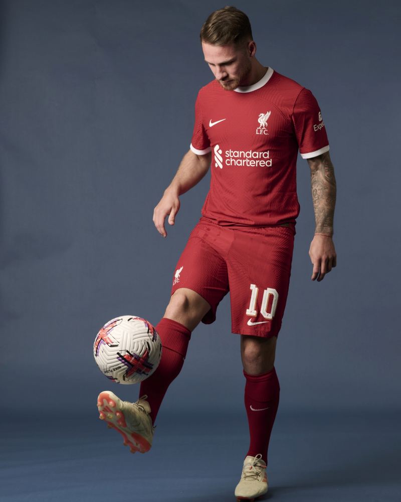 Áo đấu Liverpool 2023/24