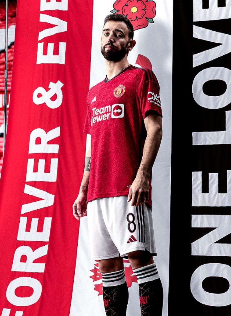 Áo đấu sân nhà Manchester United mùa giải 2023/24