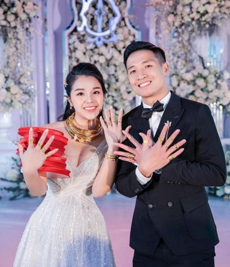 Bùi Tiến Dũng và Khánh Linh chính thức kết hôn vào năm 2021