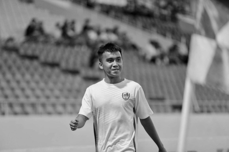 Cầu thủ Võ Minh Hiếu qua đời sau vụ tai nạn xe của đội trẻ Quảng Nam