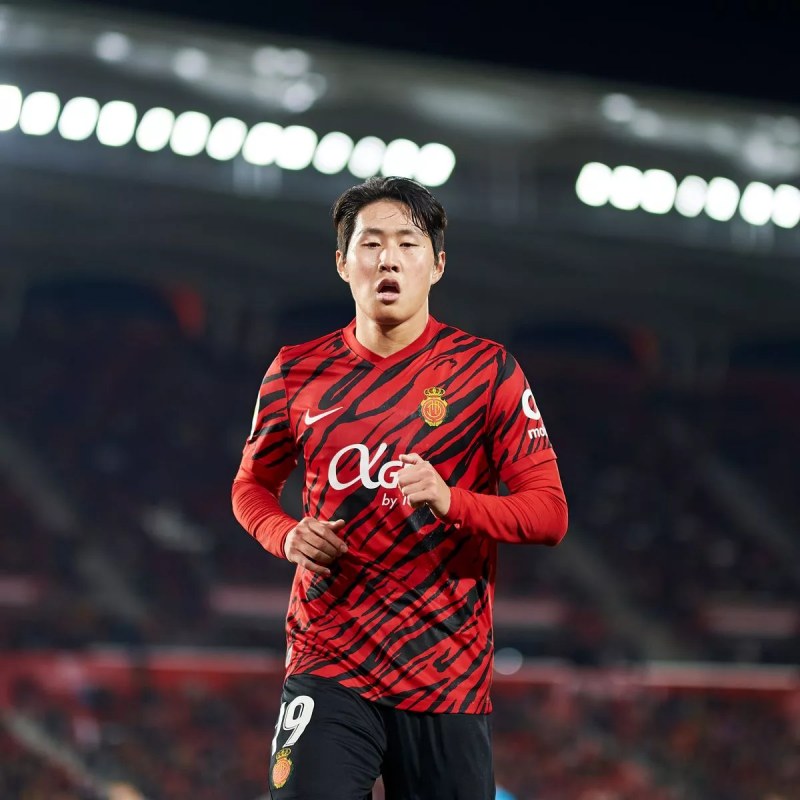 Lee Kang-in thi đấu ấn tượng trong màu áo Mallorca ở mùa 2022/23