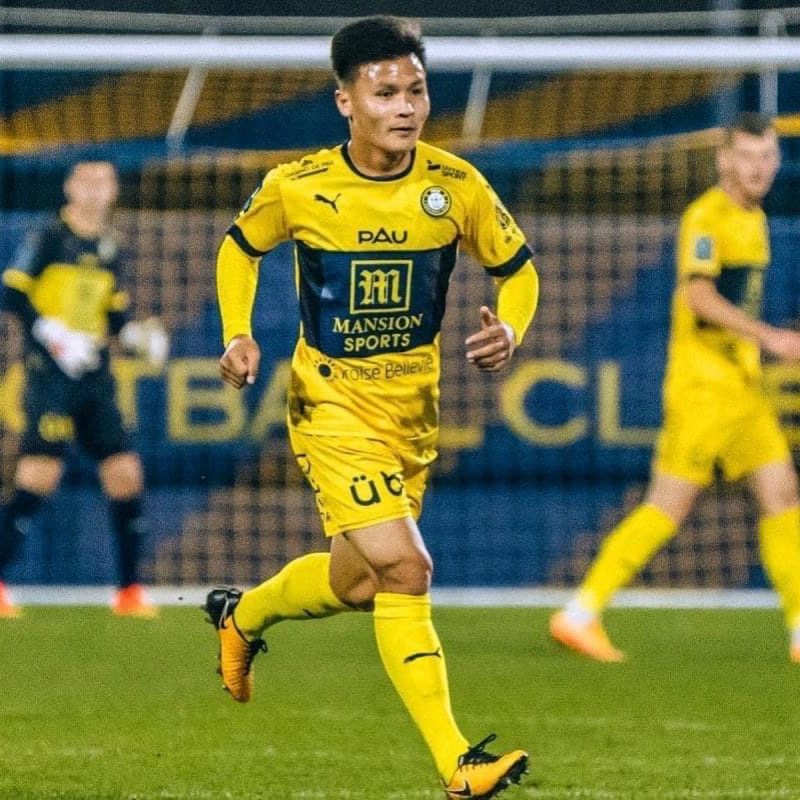 Nguyễn Quang Hải chính thức rời Pau FC sớm 1 năm