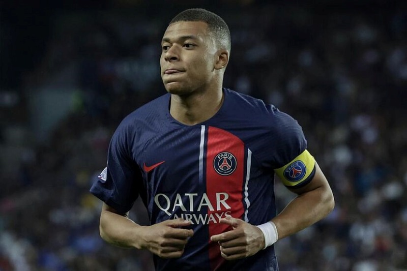 PSG sẵn sàng bán đứt Kylian Mbappe trước thời điểm đáo hạn hợp đồng