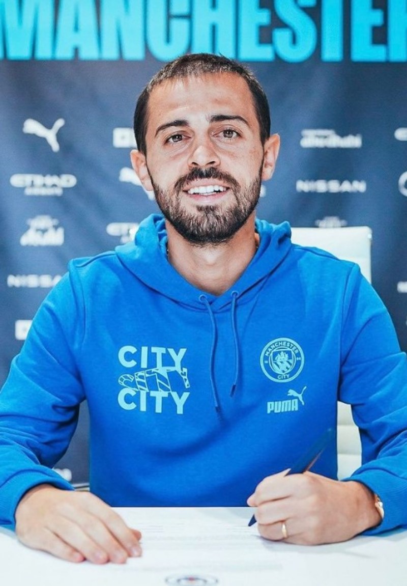 Bernardo Silva gia hạn hợp đồng với Man City đến tháng 6/2026