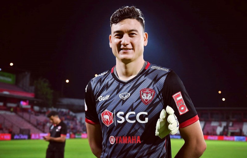 Đặng Văn Lâm từng đầu quân Muangthong United