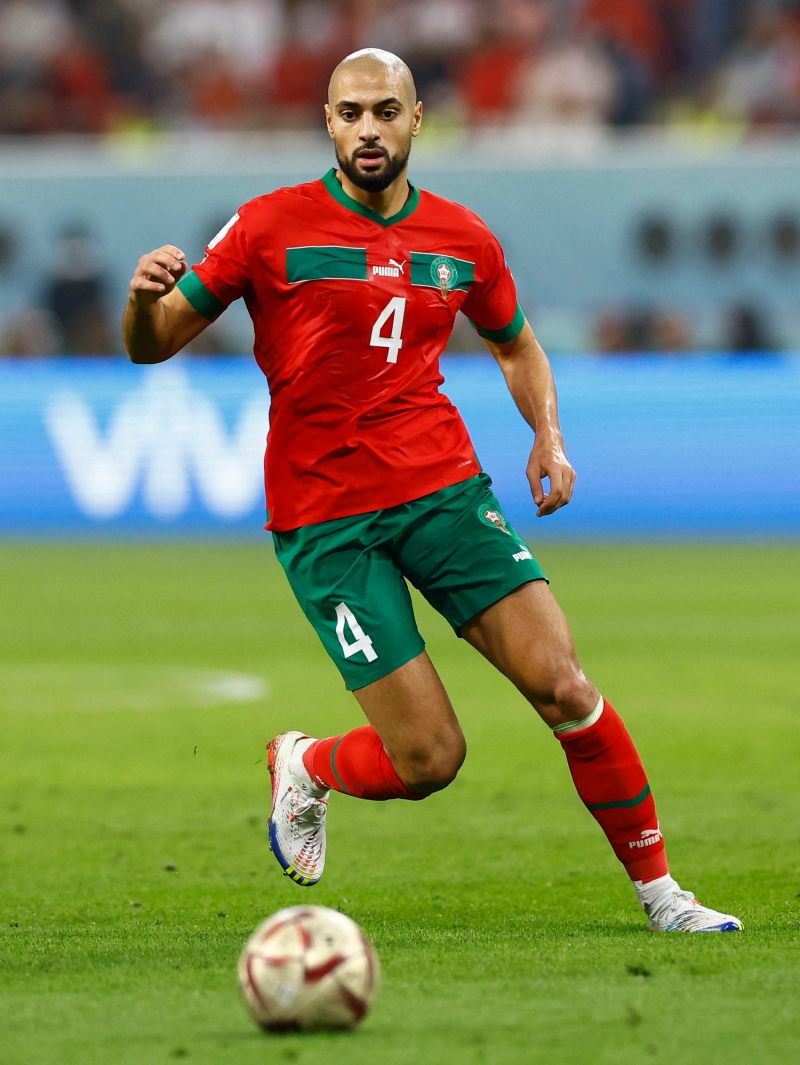 Sofyan Amrabat rút lui khỏi tuyển Morocco do chấn thương lưng