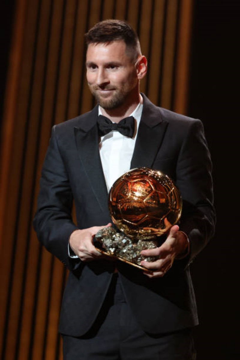 CHÍNH THỨC: Lionel Messi đoạt Quả bóng vàng 2023