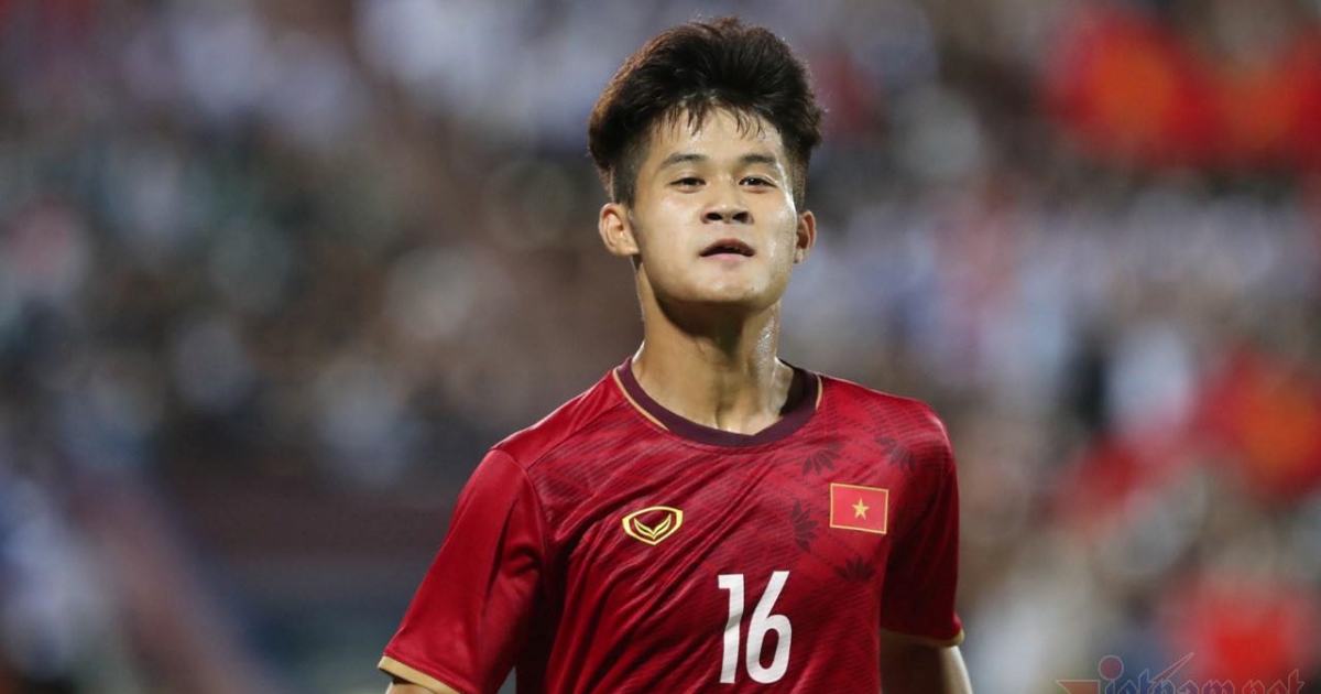 Lê Đình Long Vũ lọt top 60 tài năng trẻ bóng đá thế giới 2023