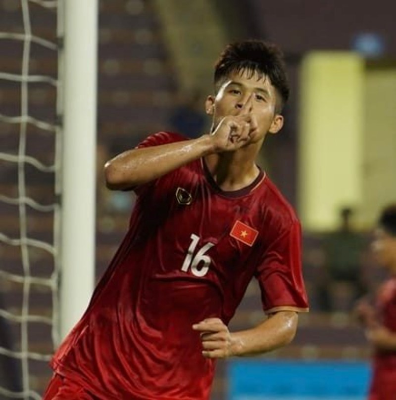 Lê Đình Long Vũ trải qua nhiều cấp độ đội tuyển trẻ Việt Nam