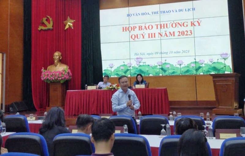 Nguyễn Hồng Minh - Phó Cục trưởng Cục TDTT đã yêu cầu HLV Bùi Xuân Hà trả lại tiền giữ hộ cho các VĐV