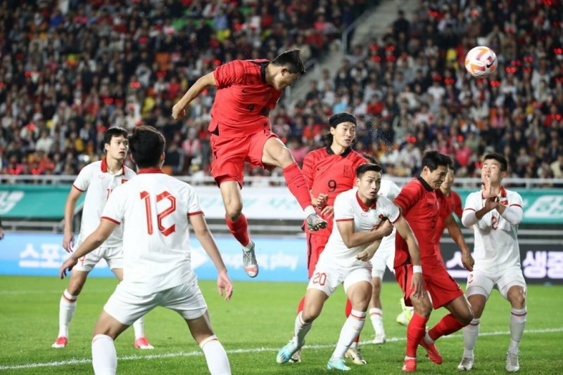 Hàn Quốc thắng đậm đội tuyển Việt Nam