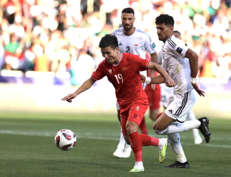 Quang Hải ghi bàn vào lưới Iraq, chính thức đi vào lịch sử Asian Cup