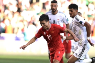 Quang Hải ghi bàn vào lưới Iraq Asian Cup 2023