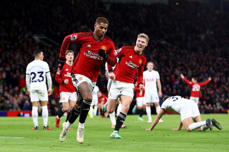 Trận hòa 2-2 tích cực của Man United trước Tottenham