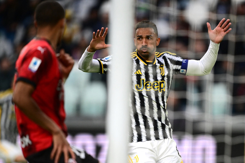 Dù rất nỗ lực nhưng Juventus không thể tìm được đường vào khung thành AC Milan